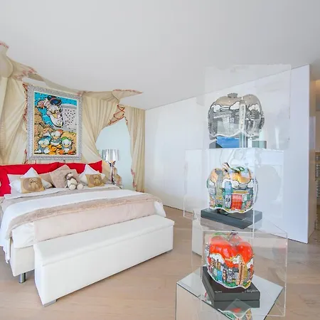 Love Nest On The Lake Apartment *